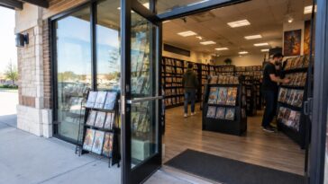 découvrez super hippo comic shop, la nouvelle boutique de hutto dédiée aux comics et à l’univers de la bande dessinée.